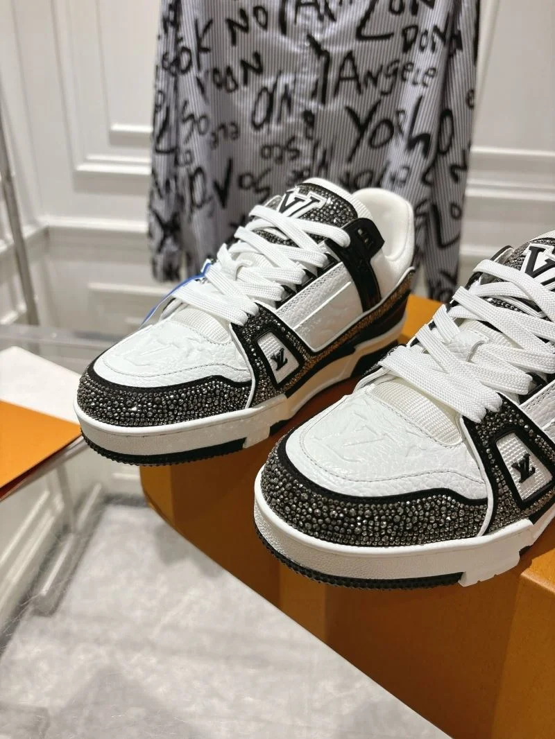 Louis Vuitton Trainer Sneaker GoAnywhere 32065