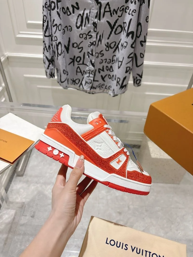 OnTrend Louis Vuitton Trainer Sneaker 32067