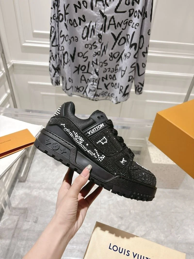 BestValue Louis Vuitton Trainer Sneaker 32075
