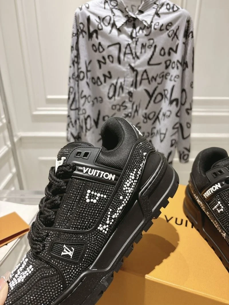 BestValue Louis Vuitton Trainer Sneaker 32075