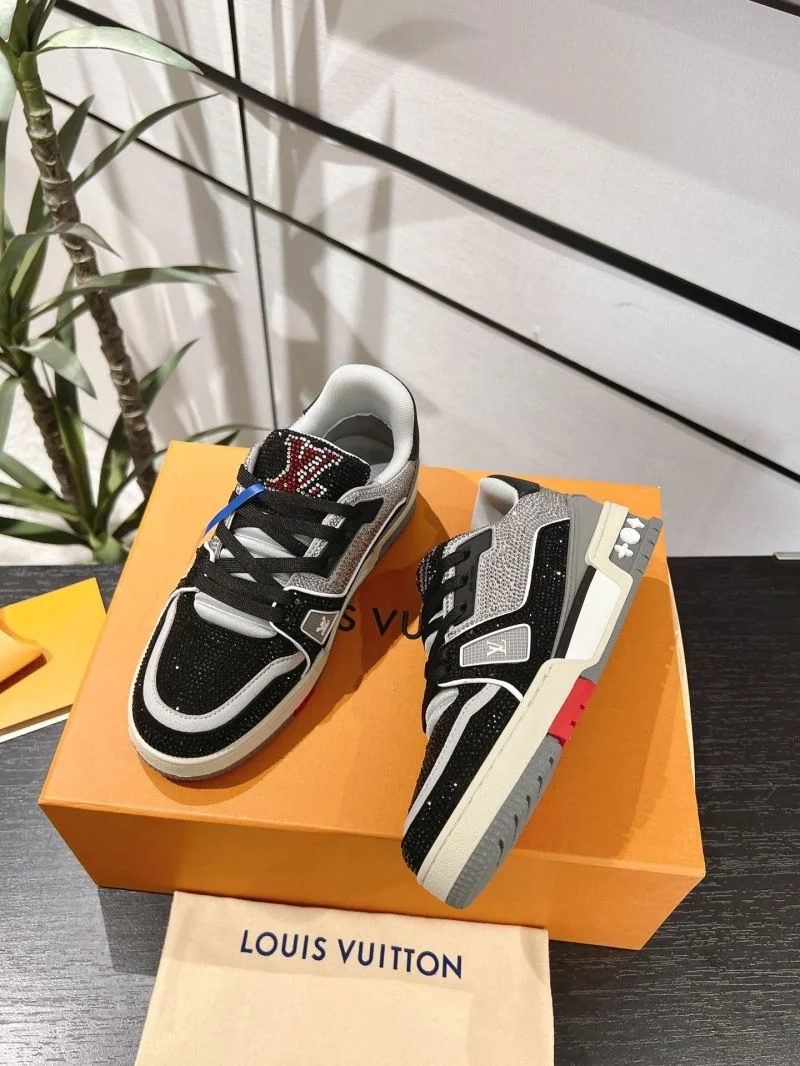 Vibrant Louis Vuitton Trainer Sneaker 32049