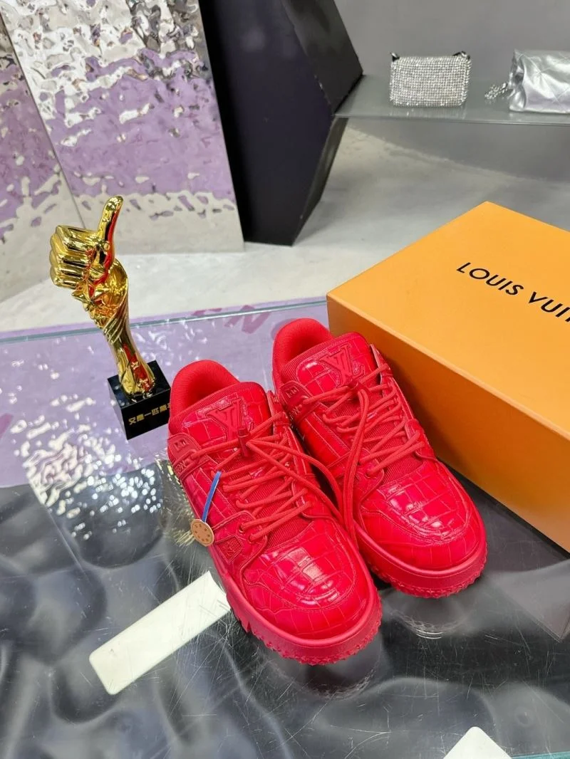 Louis Vuitton Trainer Sneaker Unisex 32052
