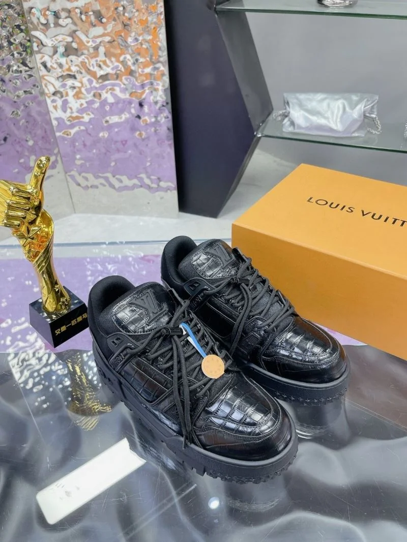 Louis Vuitton Trainer Sneaker Popular 32048