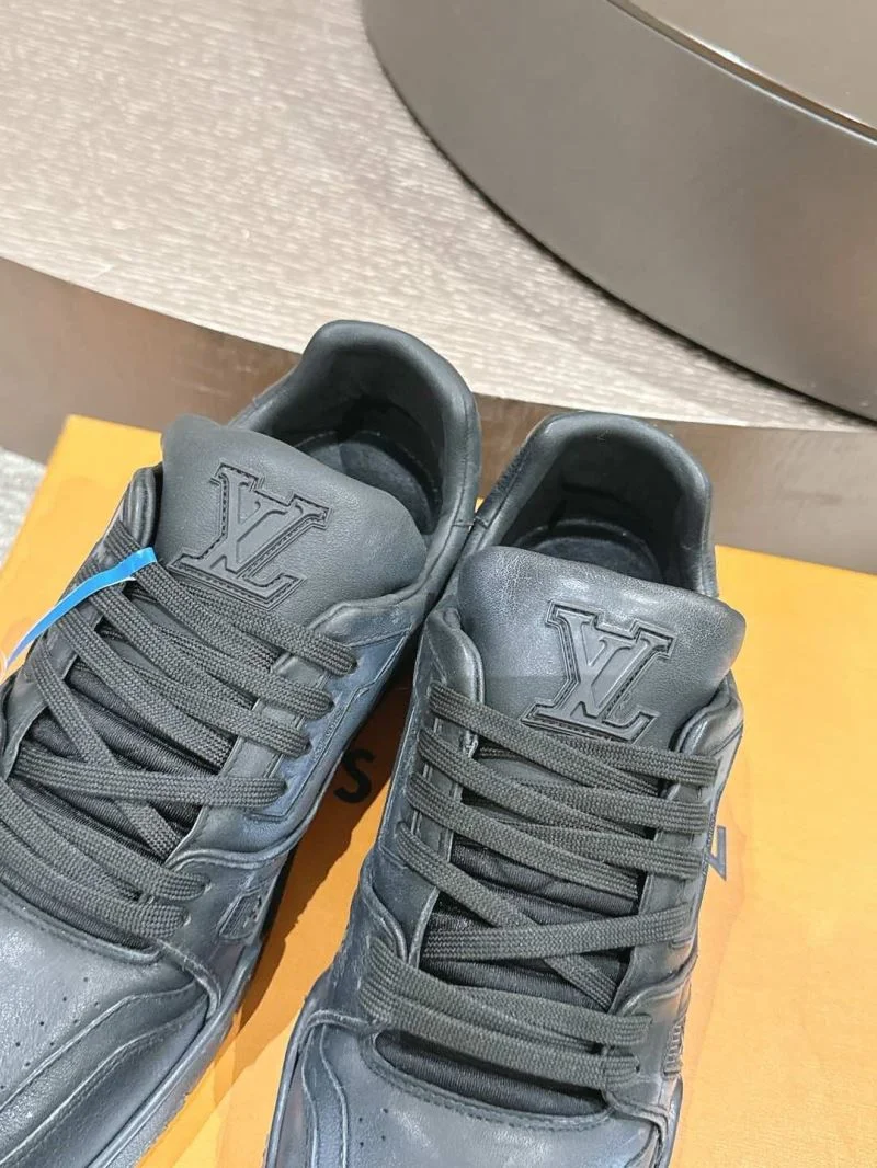 Affordable Louis Vuitton Trainer Sneaker 32032