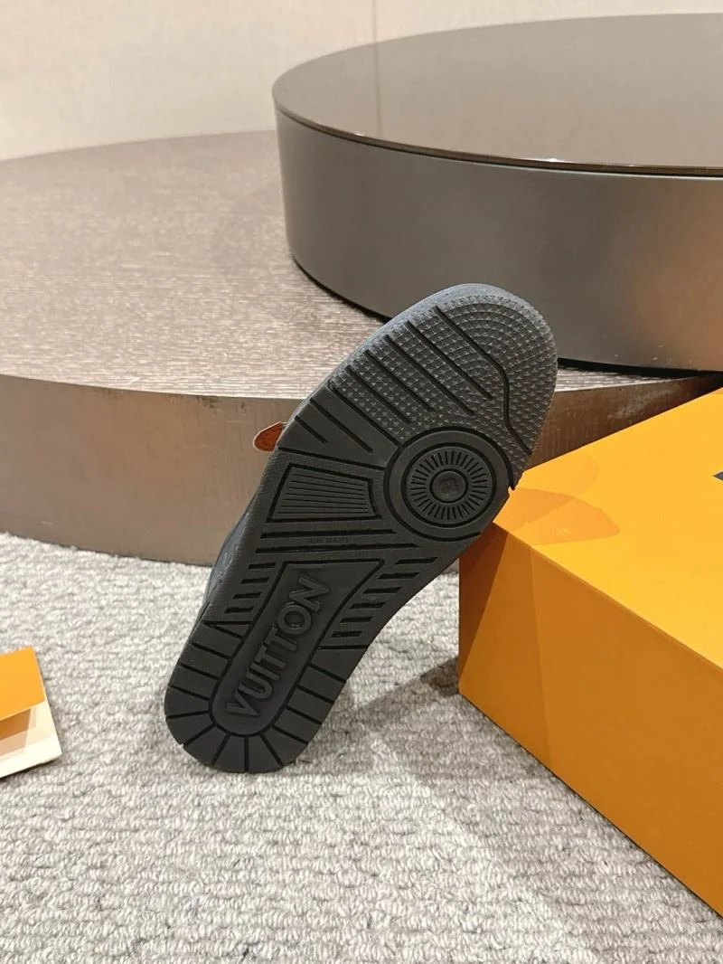 Affordable Louis Vuitton Trainer Sneaker 32032