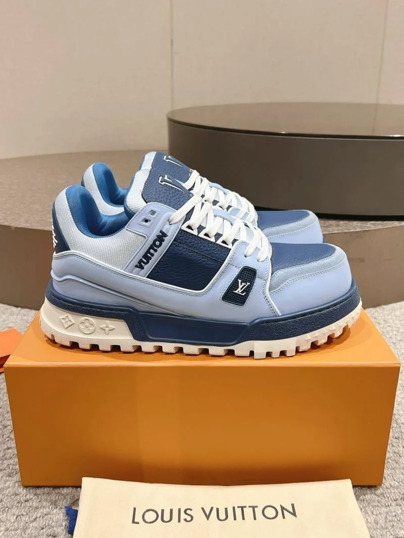 RelaxedFit Louis Vuitton Trainer Sneaker 32030