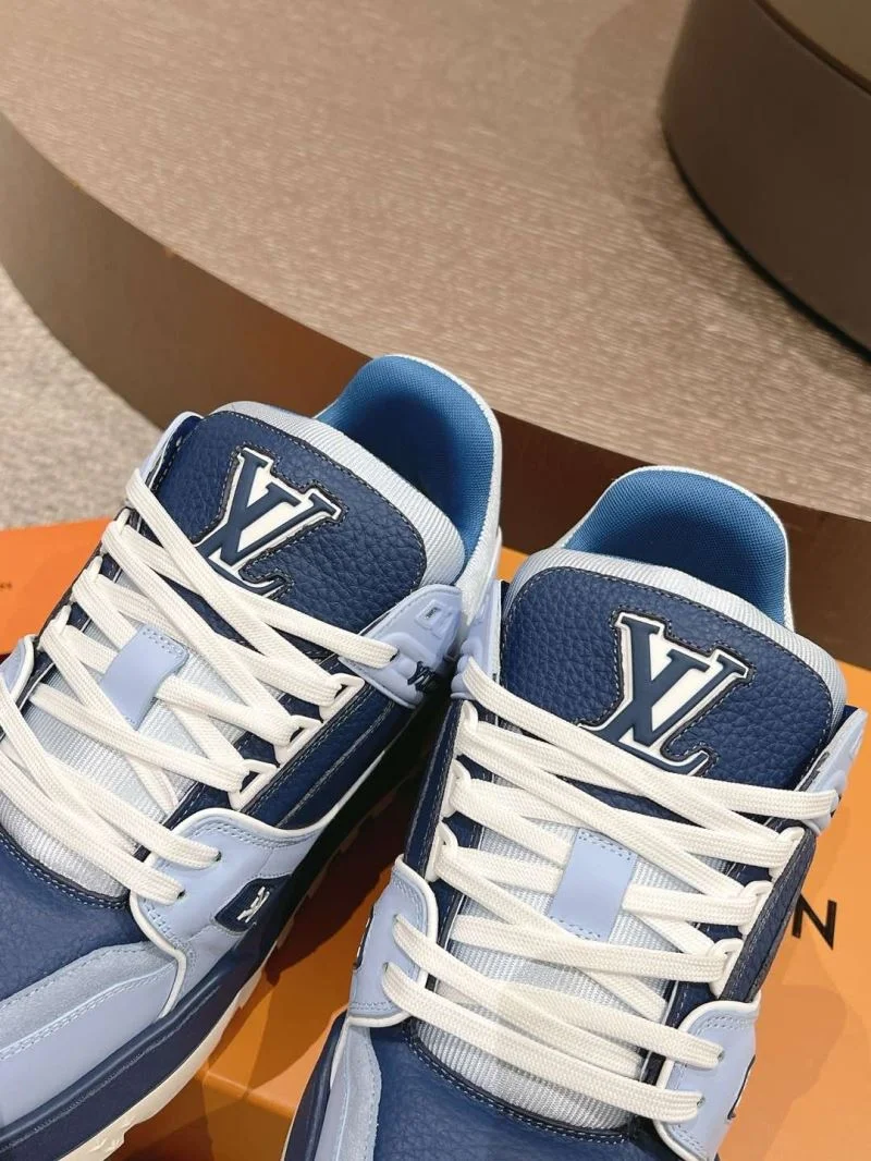 RelaxedFit Louis Vuitton Trainer Sneaker 32030