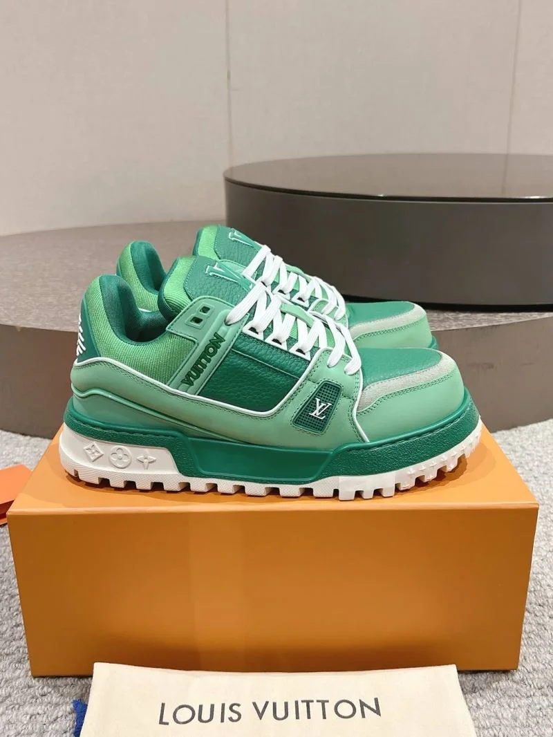 Louis Vuitton Trainer Sneaker Modern 32033