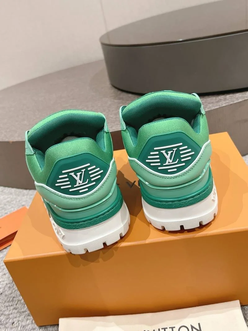 Louis Vuitton Trainer Sneaker Modern 32033