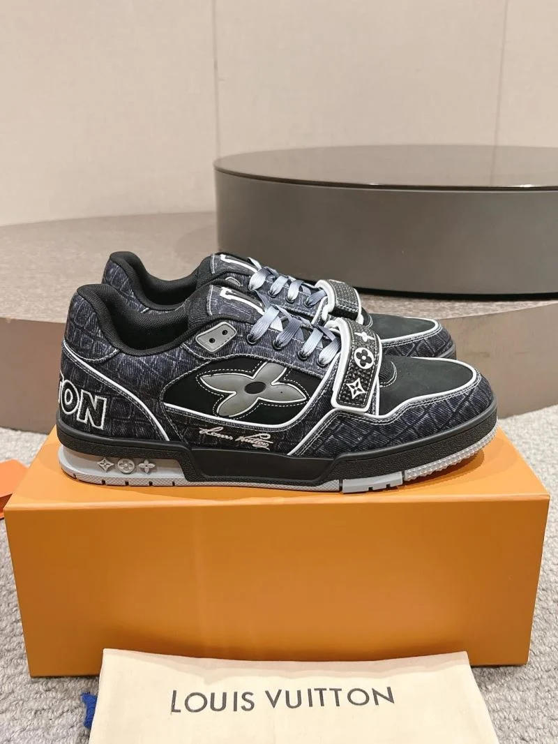 UrbanChic Louis Vuitton Trainer Sneaker 32028