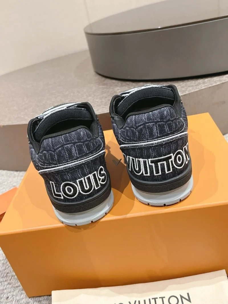UrbanChic Louis Vuitton Trainer Sneaker 32028