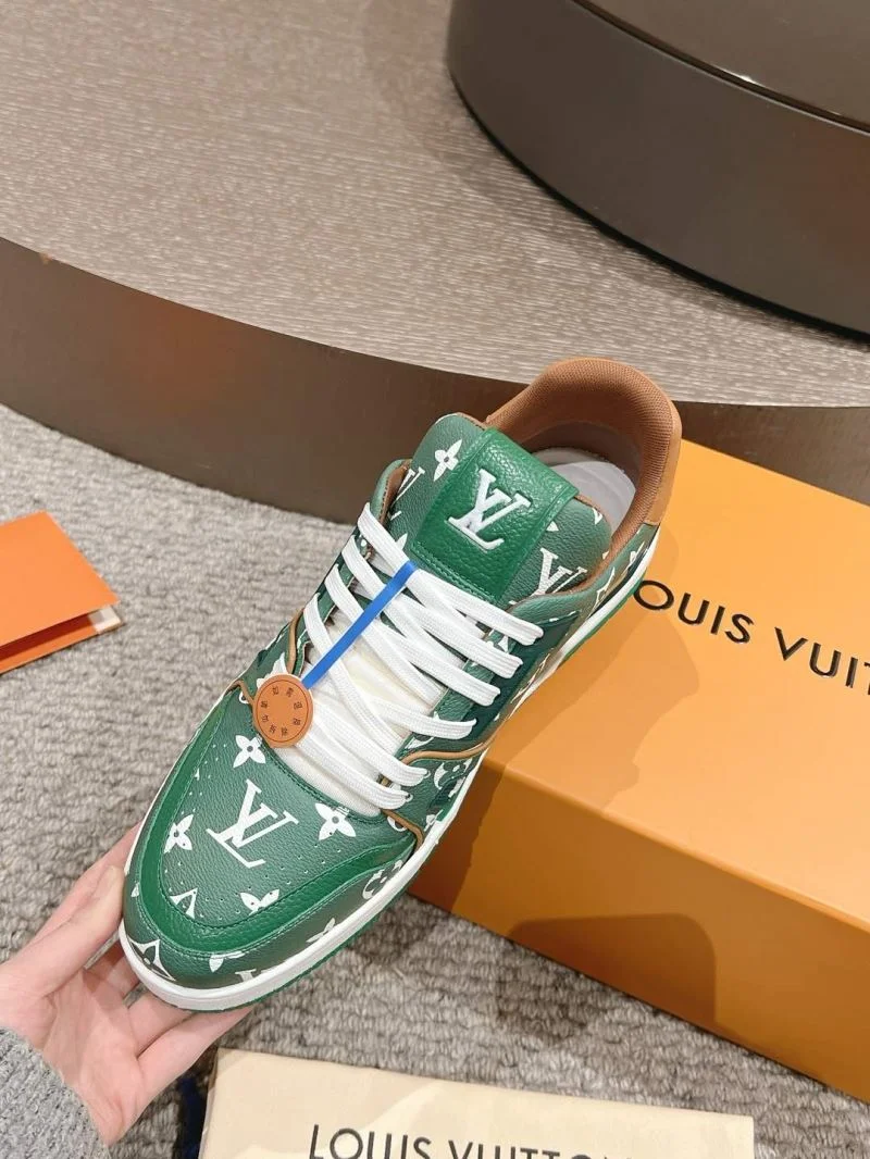 Upgraded Louis Vuitton Trainer Sneaker 32043