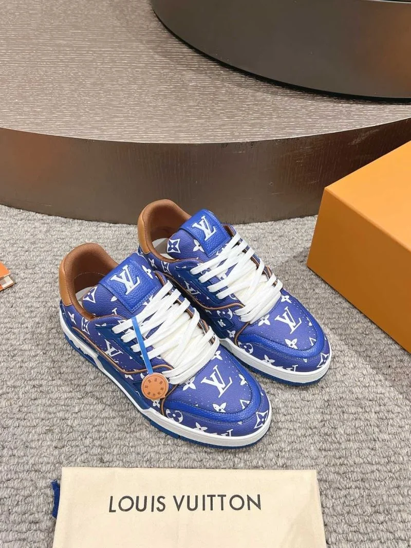 SmoothTexture Louis Vuitton Trainer Sneaker 32040