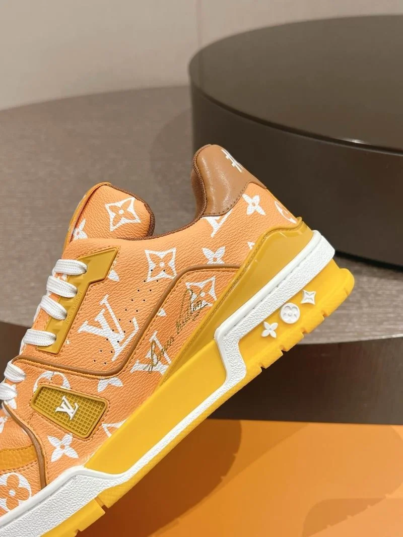 Louis Vuitton Trainer Sneaker SmartChoice 32045