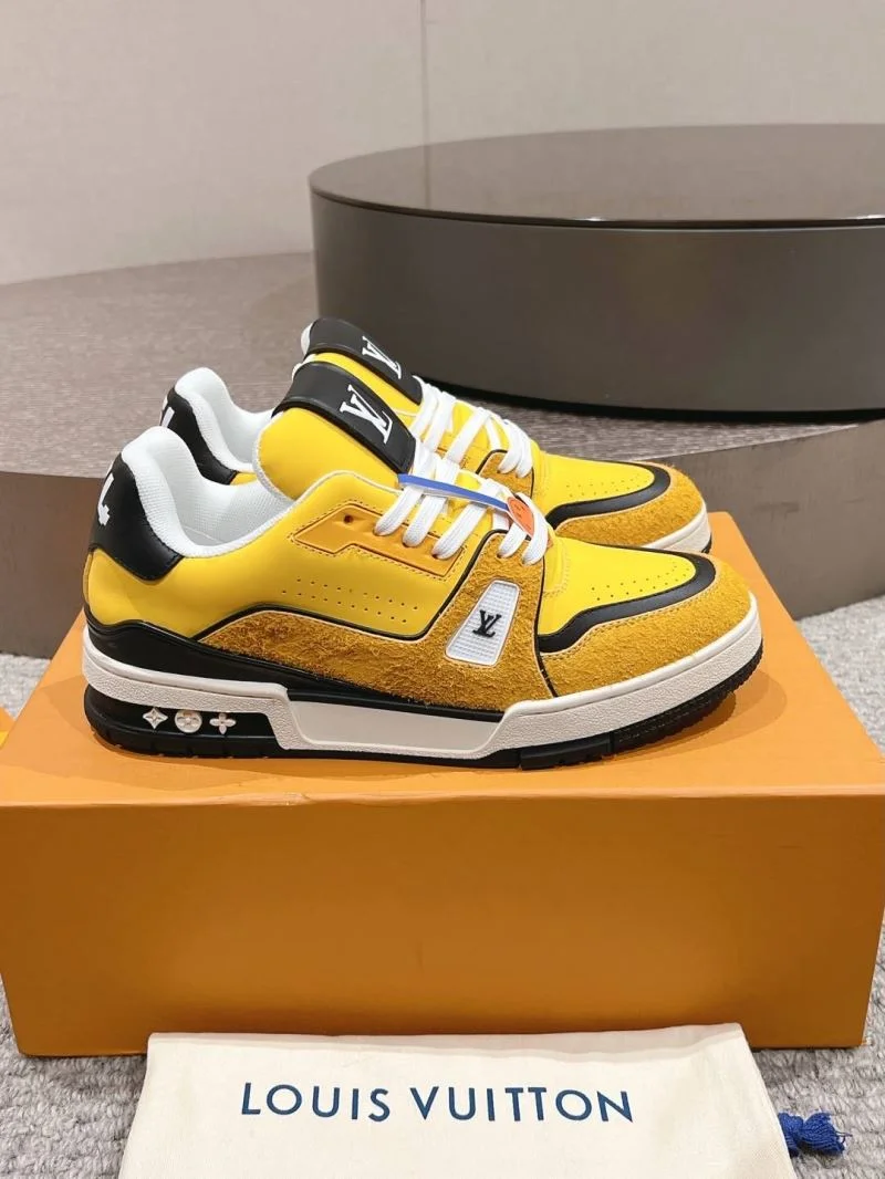 Louis Vuitton Trainer Sneaker TimelessDesign 32039