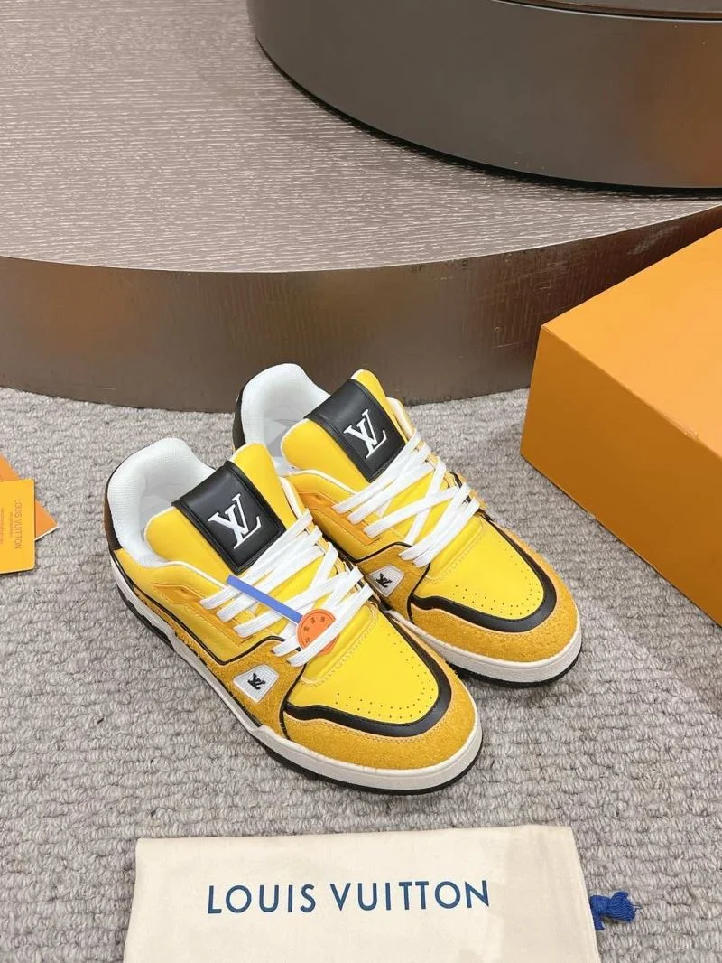 Louis Vuitton Trainer Sneaker TimelessDesign 32039