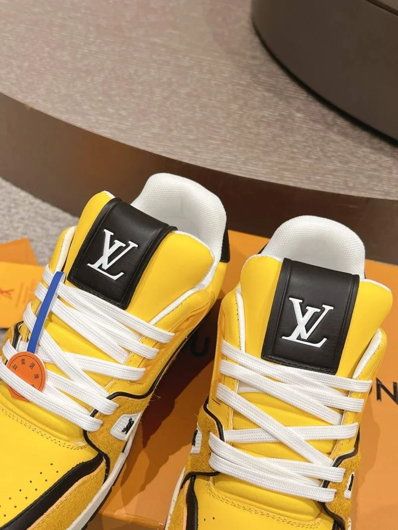 Louis Vuitton Trainer Sneaker TimelessDesign 32039