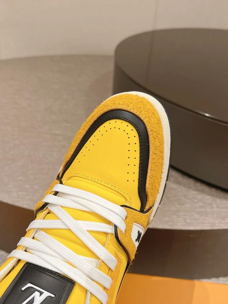 Louis Vuitton Trainer Sneaker TimelessDesign 32039