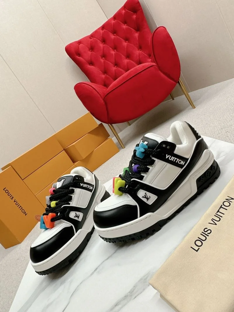 Louis Vuitton Trainer Sneaker MoistureWicking 31724