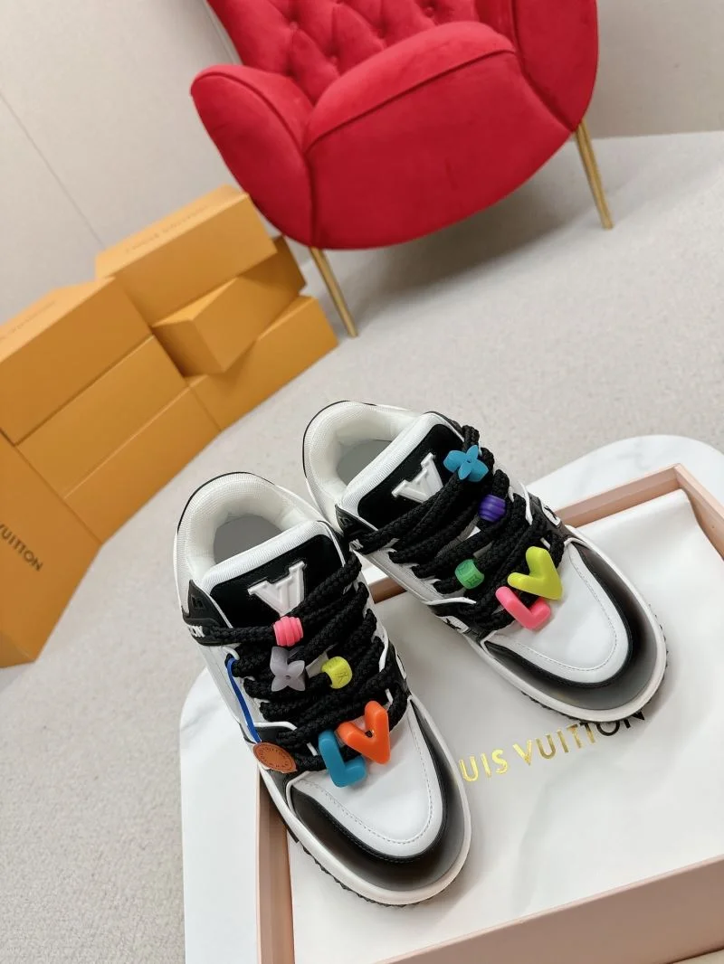Louis Vuitton Trainer Sneaker MoistureWicking 31724