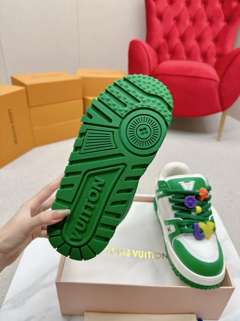 Louis Vuitton Trainer Sneaker Resilient 31725