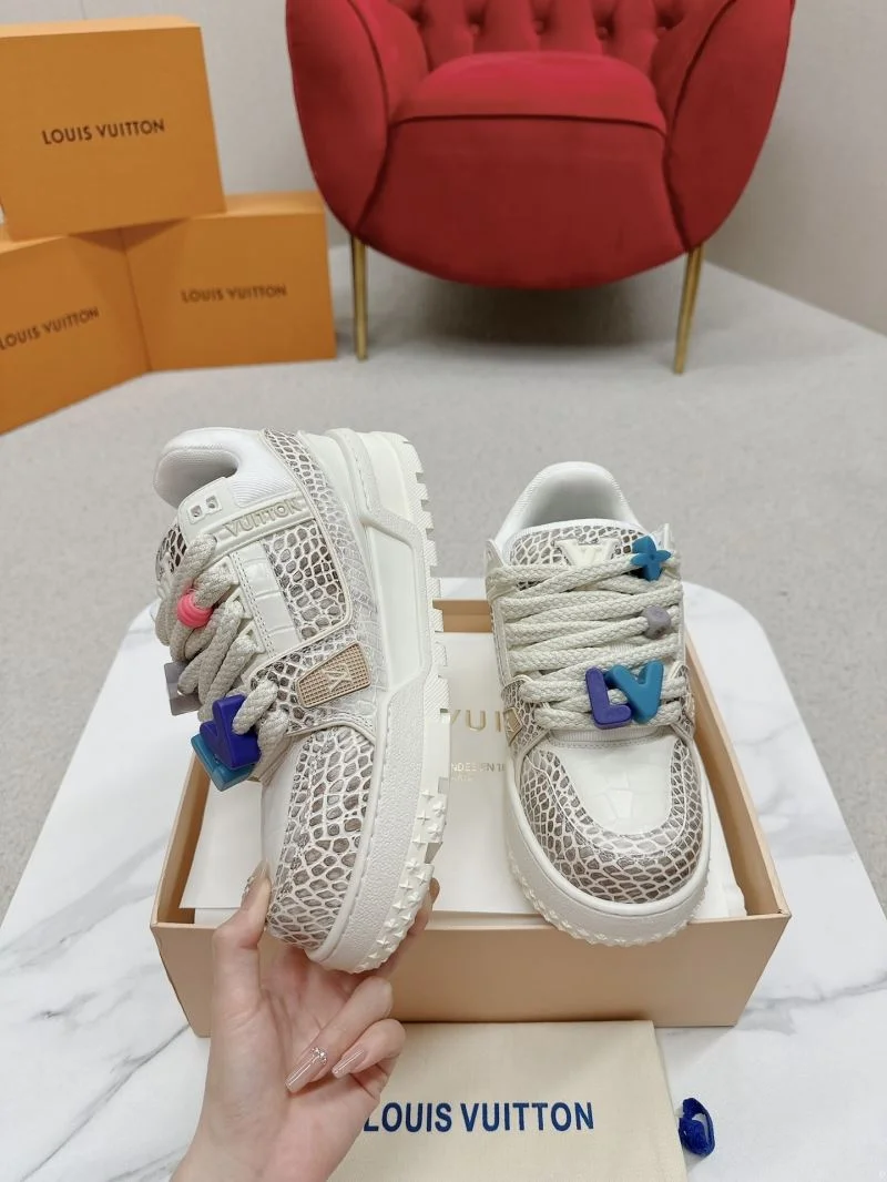 RelaxedFit Louis Vuitton Trainer Sneaker 31708
