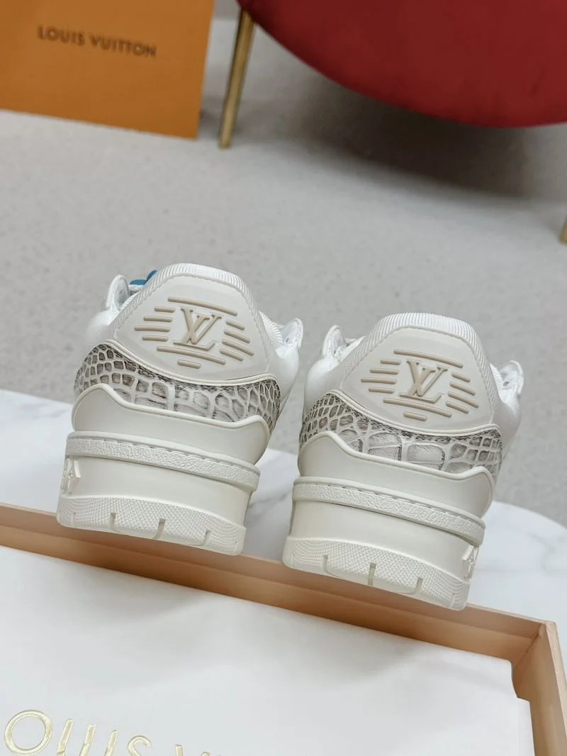 RelaxedFit Louis Vuitton Trainer Sneaker 31708