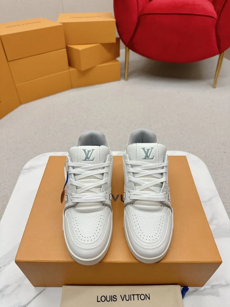 Louis Vuitton Trainer Sneaker HighQuality 31719