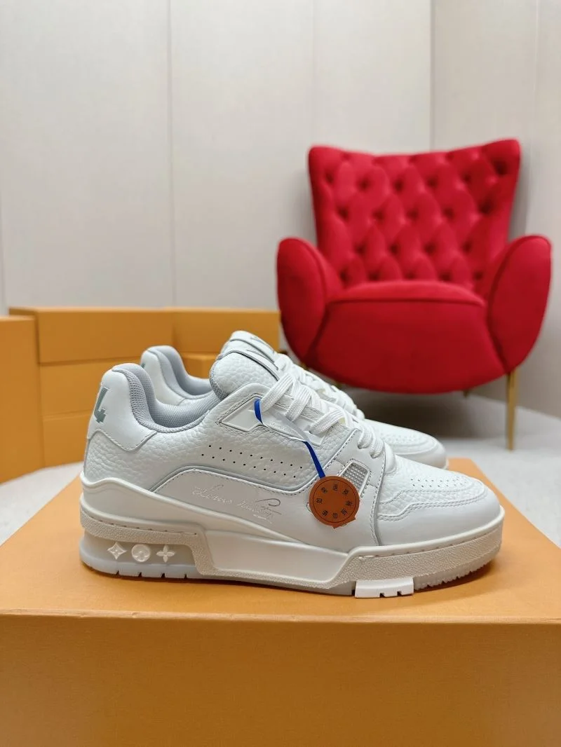 Louis Vuitton Trainer Sneaker HighQuality 31719