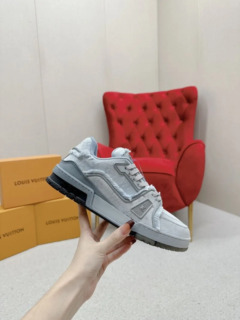 Contemporary Louis Vuitton Trainer Sneaker 31702