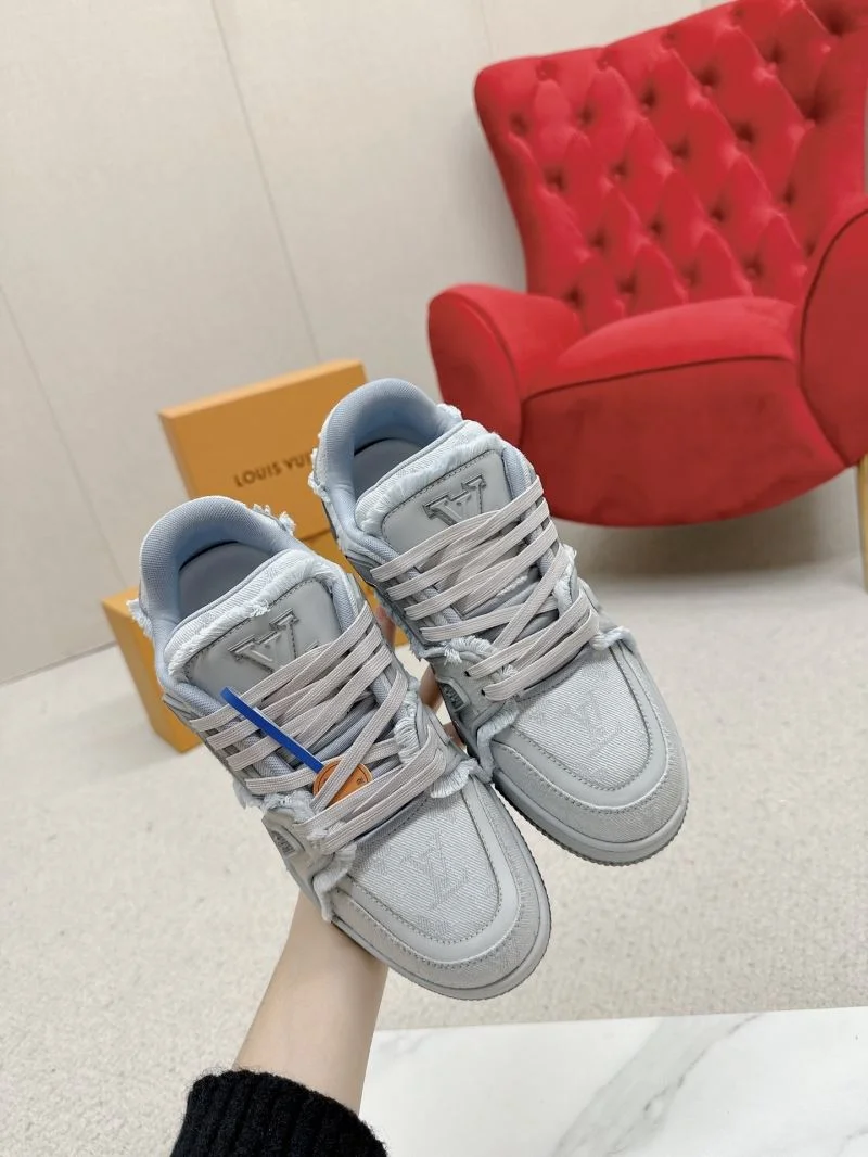 Contemporary Louis Vuitton Trainer Sneaker 31702