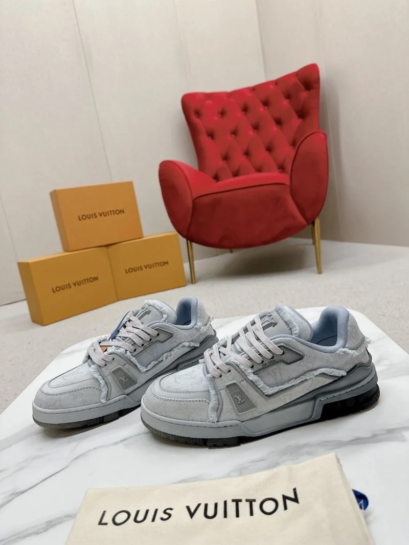 Contemporary Louis Vuitton Trainer Sneaker 31702