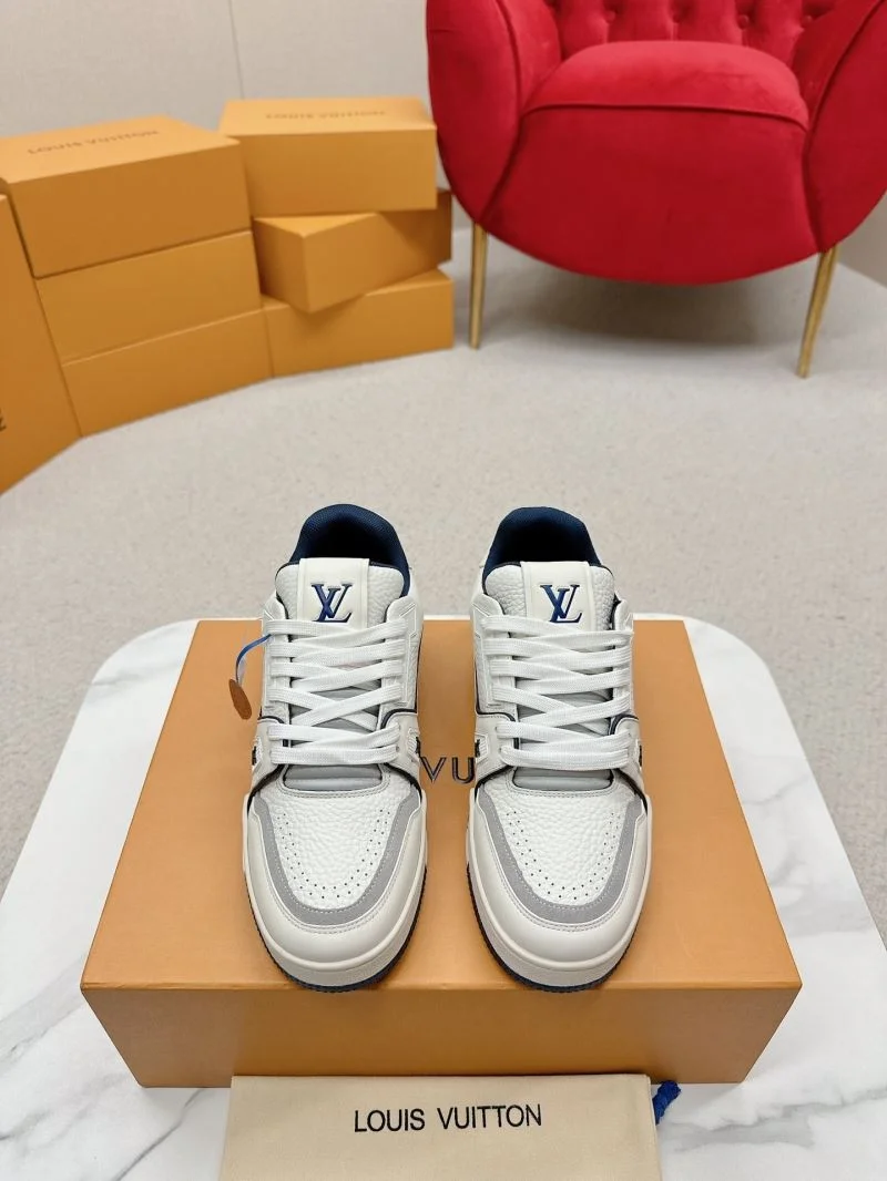 Louis Vuitton Trainer Sneaker Soft 31707