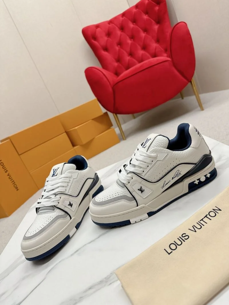 Louis Vuitton Trainer Sneaker Soft 31707