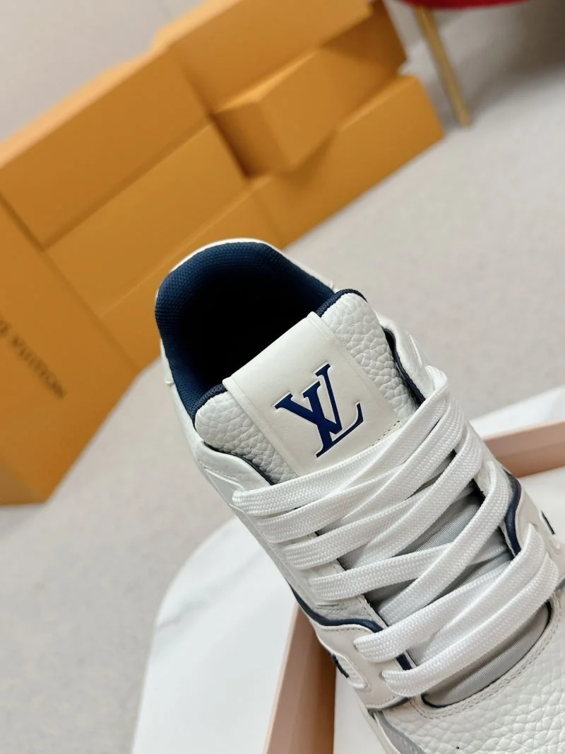 Louis Vuitton Trainer Sneaker Soft 31707