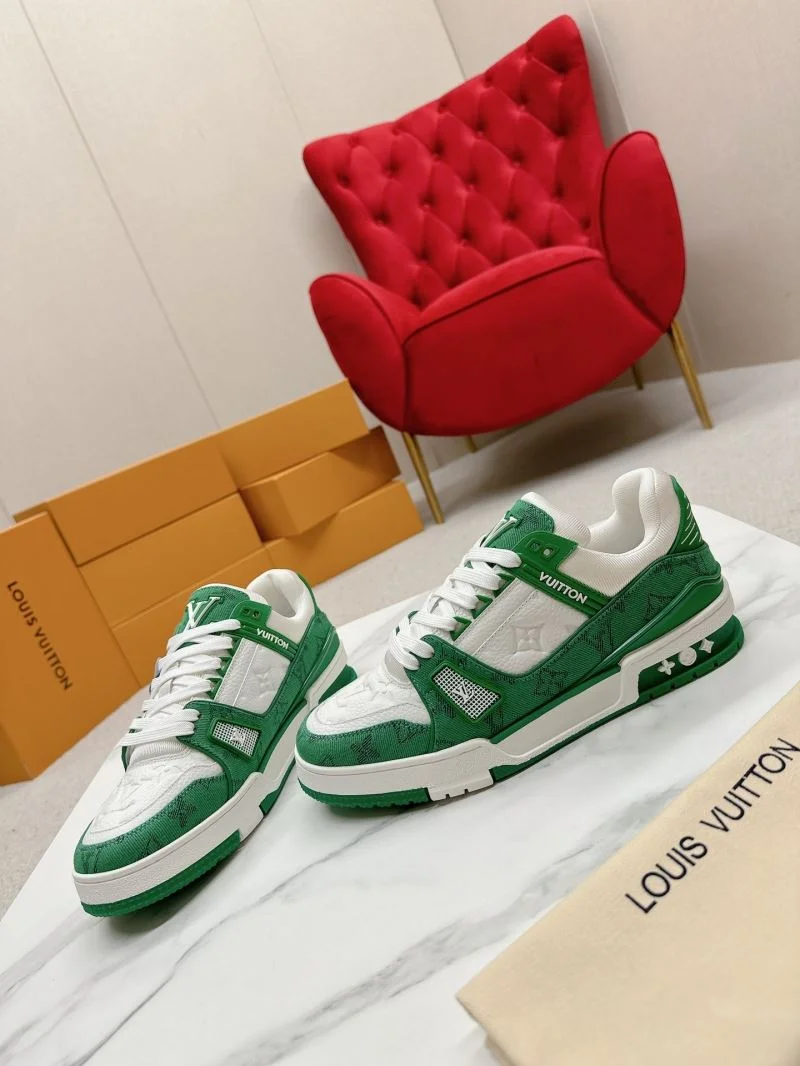 Louis Vuitton Trainer Sneaker WaterResistant 31715
