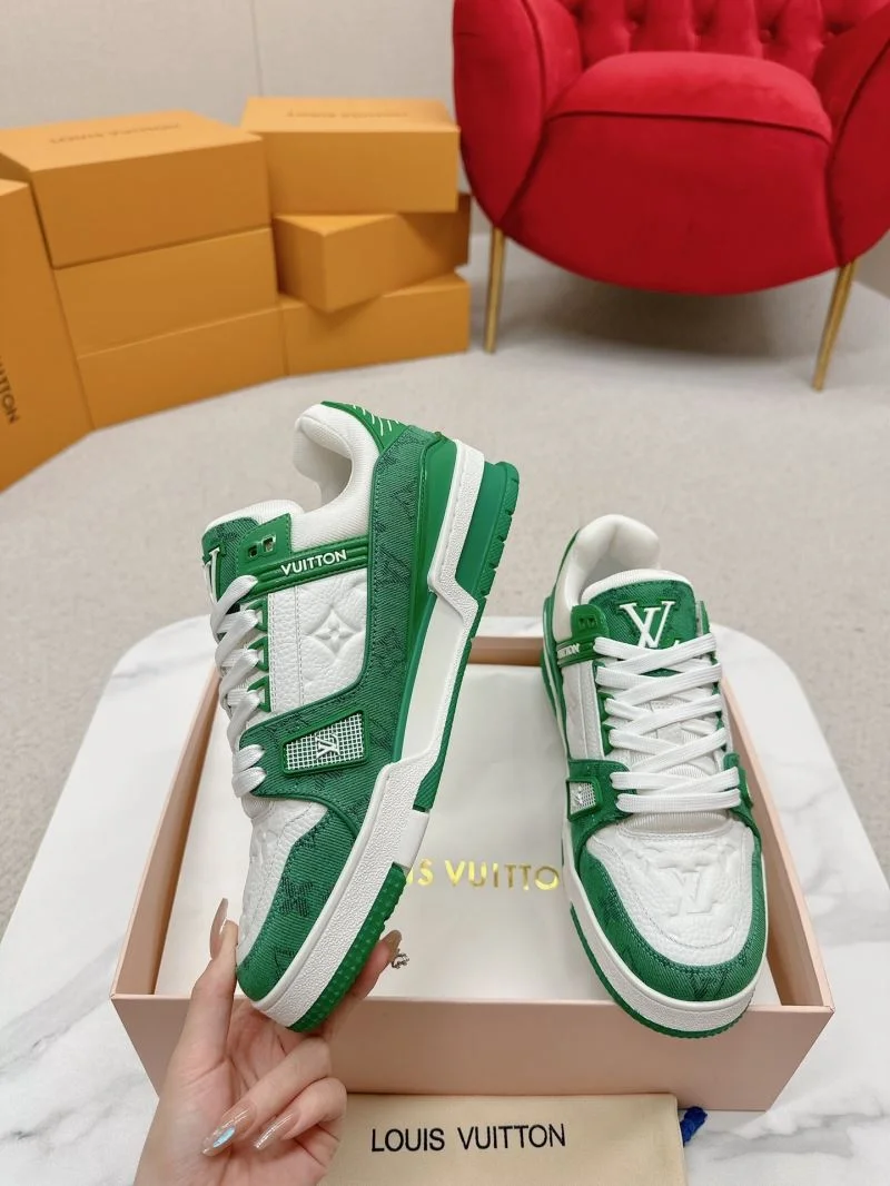 Louis Vuitton Trainer Sneaker WaterResistant 31715