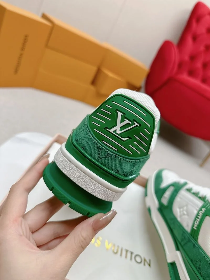 Louis Vuitton Trainer Sneaker WaterResistant 31715