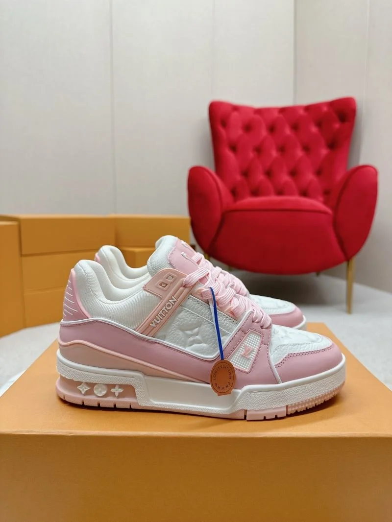 Louis Vuitton Trainer Sneaker Snug 31698