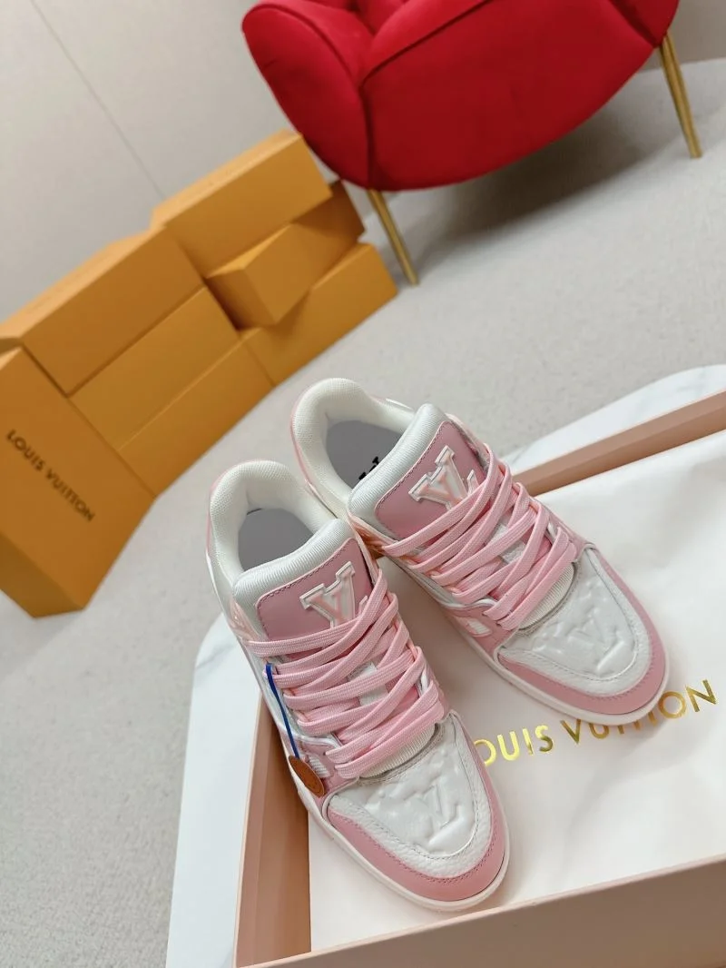 Louis Vuitton Trainer Sneaker Snug 31698