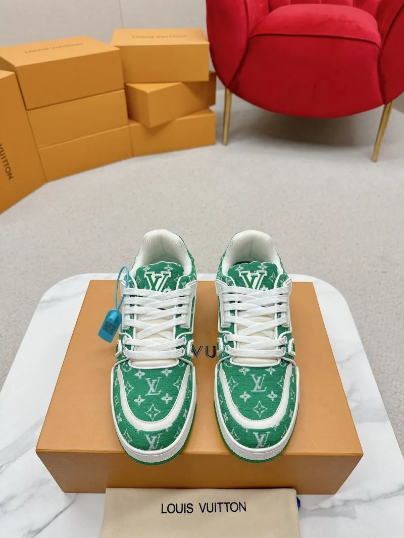 Louis Vuitton Trainer Sneaker Sleek 31710