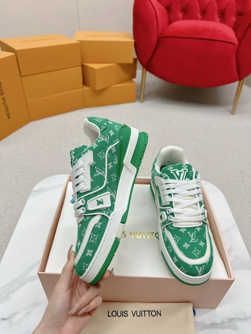 Louis Vuitton Trainer Sneaker Sleek 31710