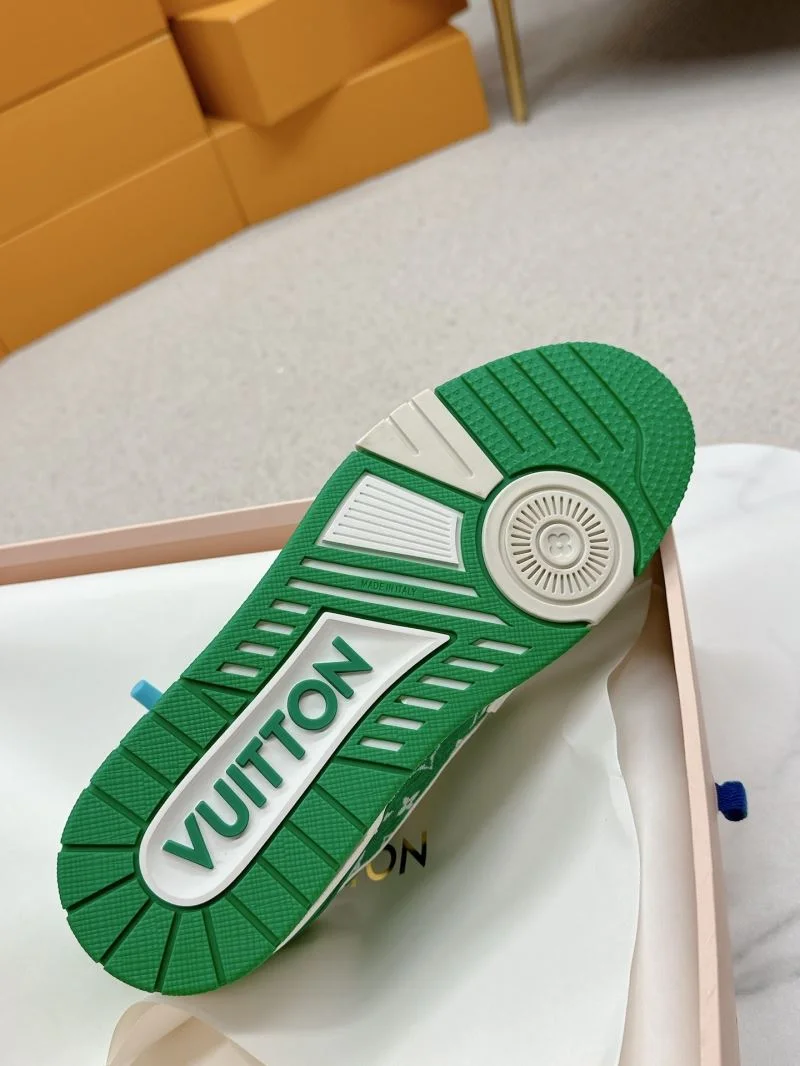 Louis Vuitton Trainer Sneaker Sleek 31710