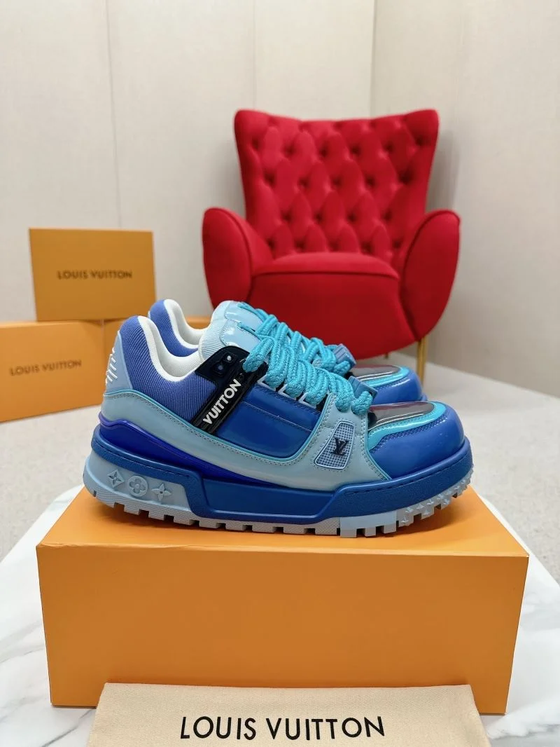 Louis Vuitton Trainer Sneaker Durable 31720