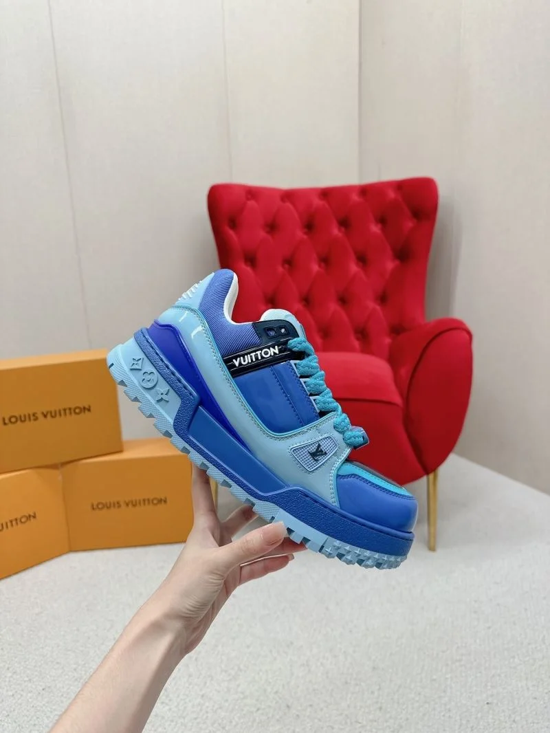 Louis Vuitton Trainer Sneaker Durable 31720