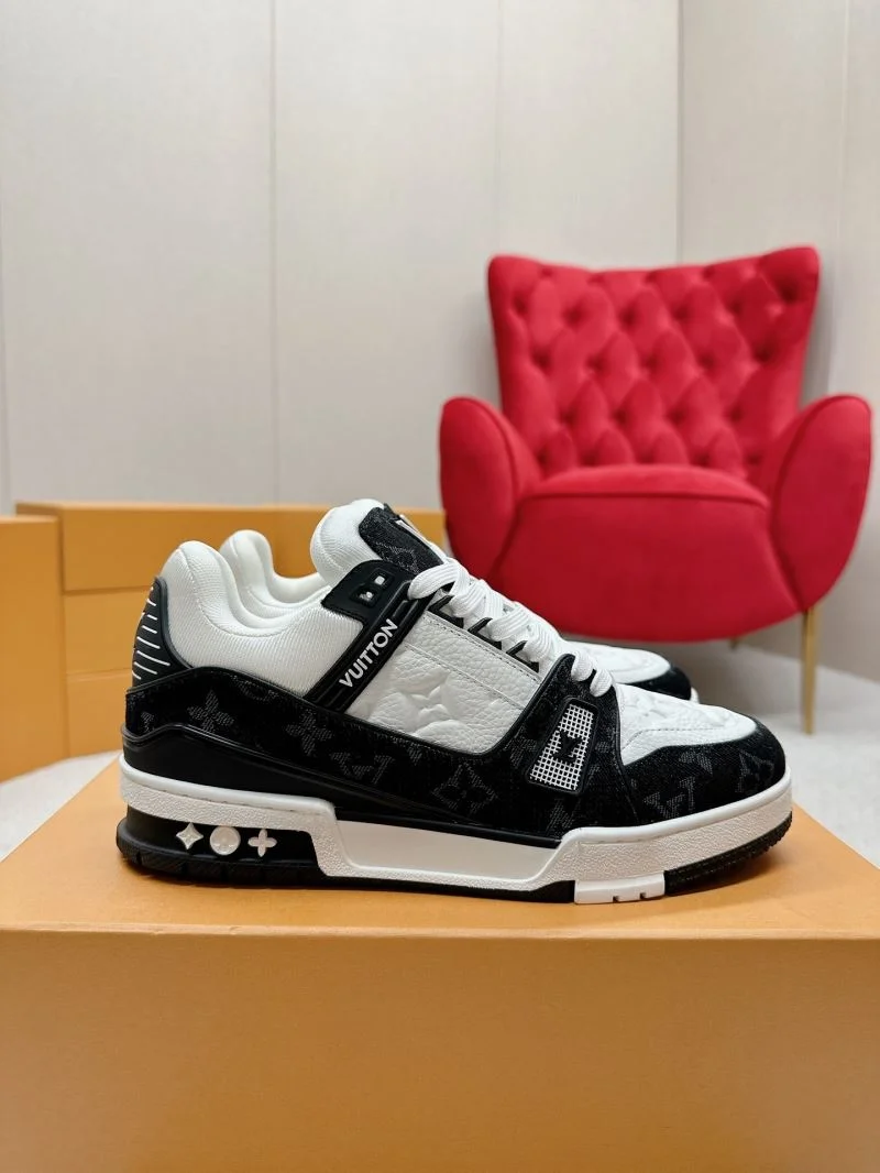 Louis Vuitton Trainer Sneaker Fashionable 31712