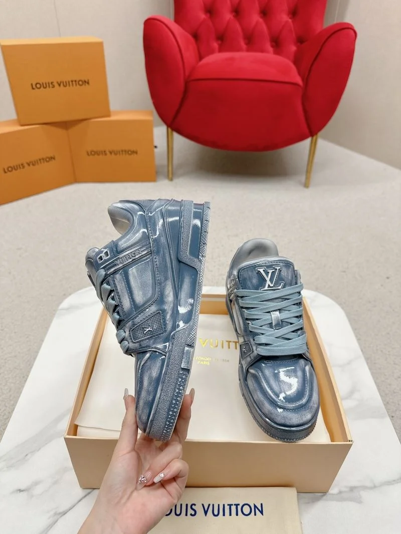 Louis Vuitton Trainer Sneaker Neat 31691