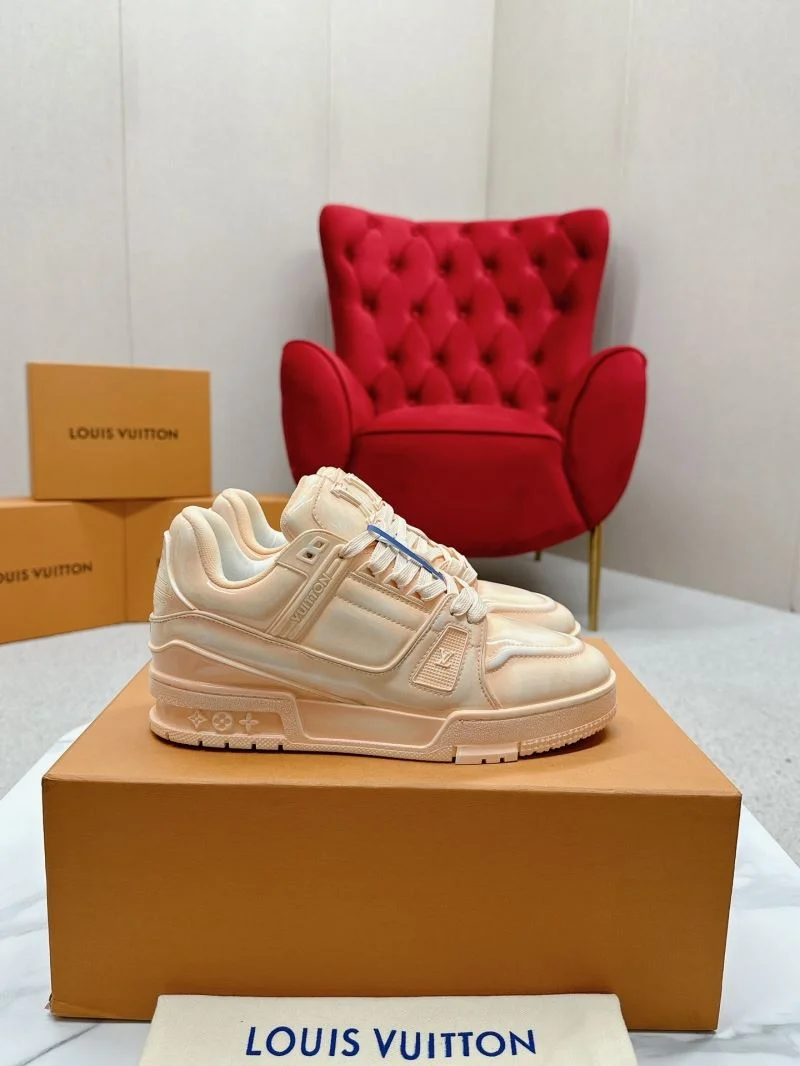 Louis Vuitton Trainer Sneaker Elegant 31689
