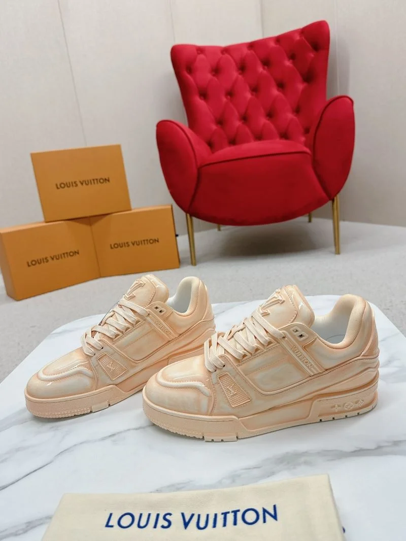 Louis Vuitton Trainer Sneaker Elegant 31689