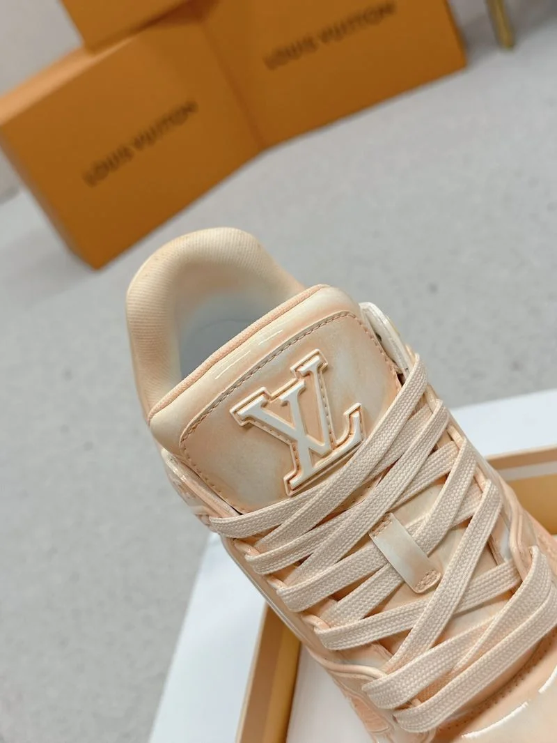 Louis Vuitton Trainer Sneaker Elegant 31689